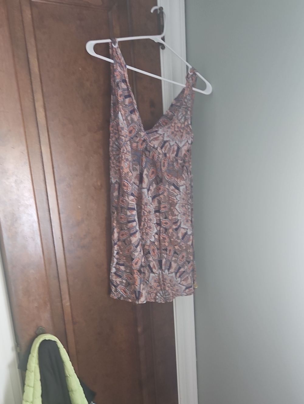 Sleeveless V-Neck Paisley Print Dress in Brown